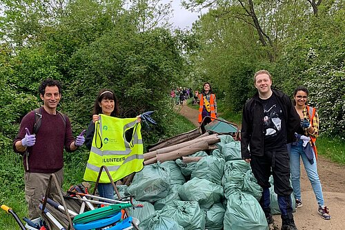 Charlie Clinton Volunteering at the Welsh Harp 